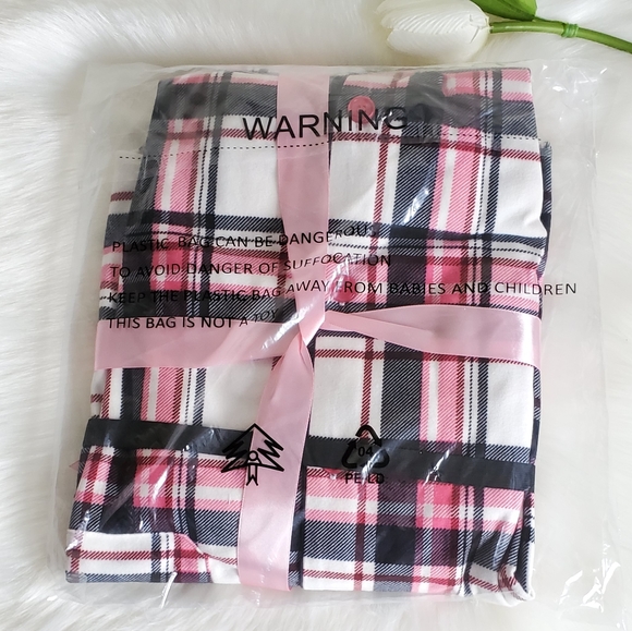 3 PCS COZY PAJAMAS SIZE M - Picture 5 of 6